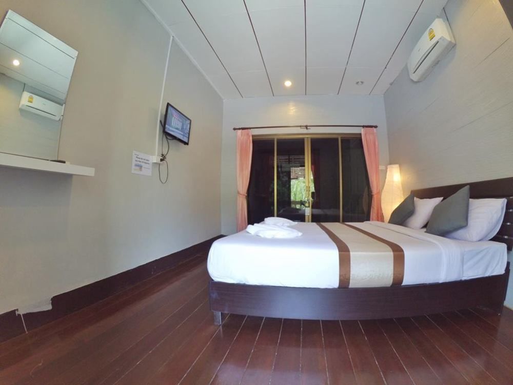 Marina Hut Guest House Ko Lanta Екстериор снимка