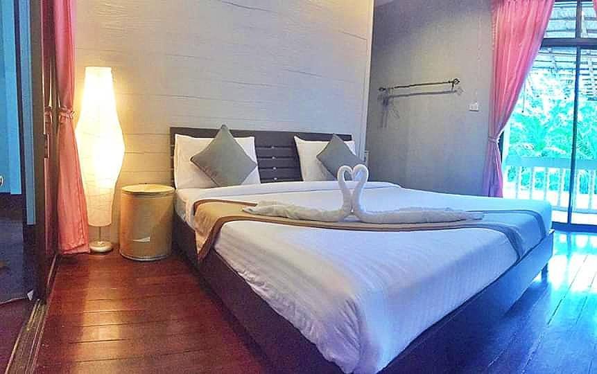 Marina Hut Guest House Ko Lanta Екстериор снимка