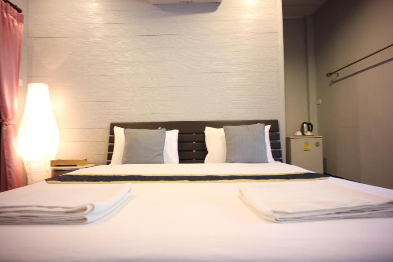 Marina Hut Guest House Ko Lanta Екстериор снимка